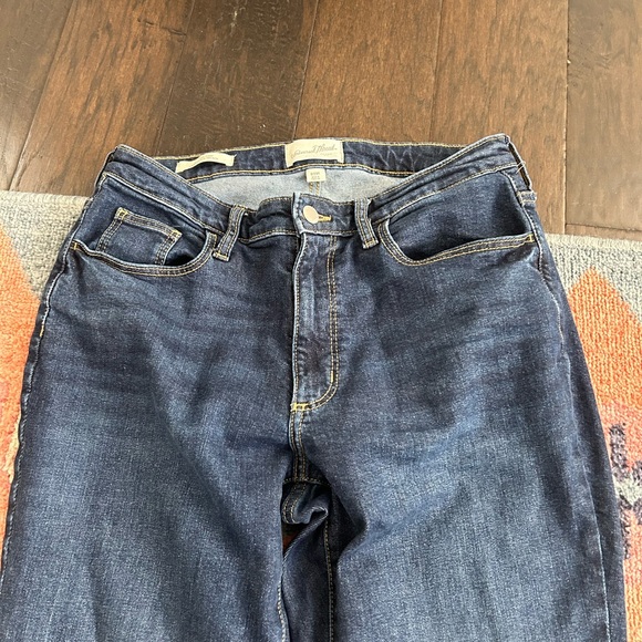 Universal Thread Dark Blue Flare Jeans - Picture 3 of 5